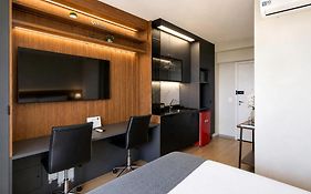 Lindo Studio muito perto da Av Paulista SP